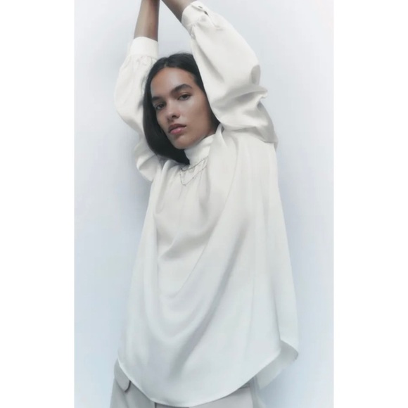 Zara chain collar satin effect blouse - Picture 5 of 11